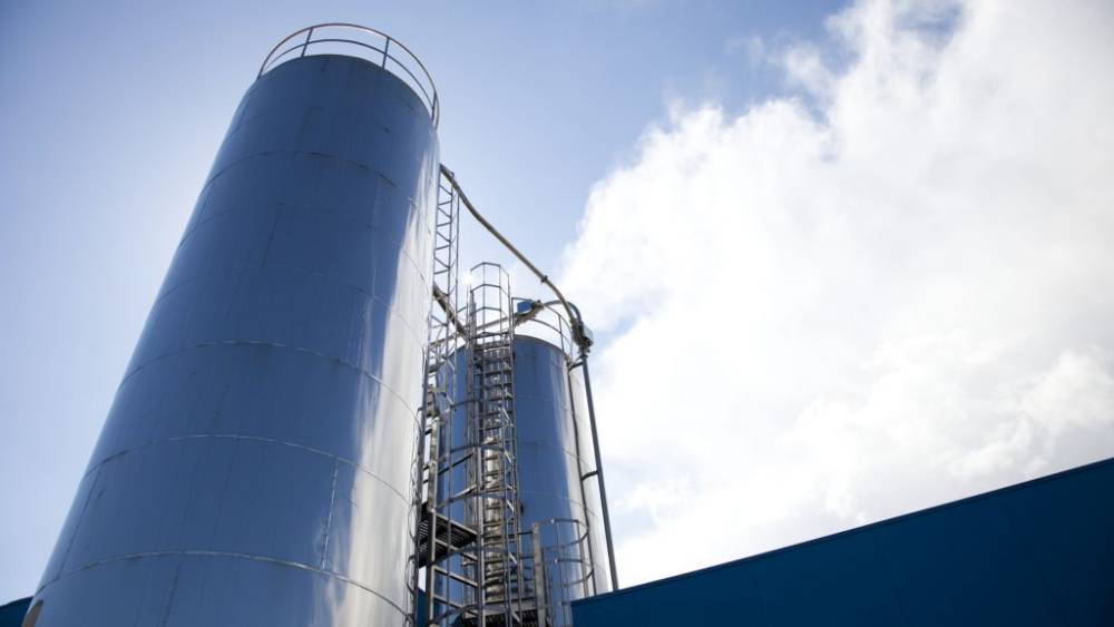 Installation silo industriel près de Occitanie